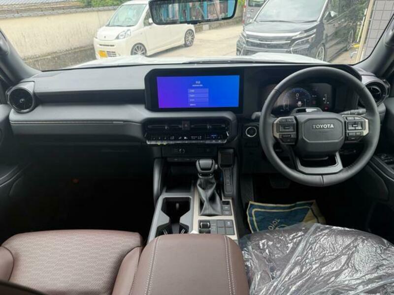 LAND CRUISER 250