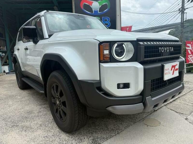 TOYOTA LAND CRUISER 250