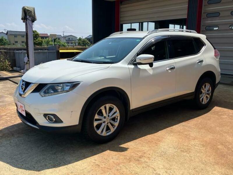 X-TRAIL