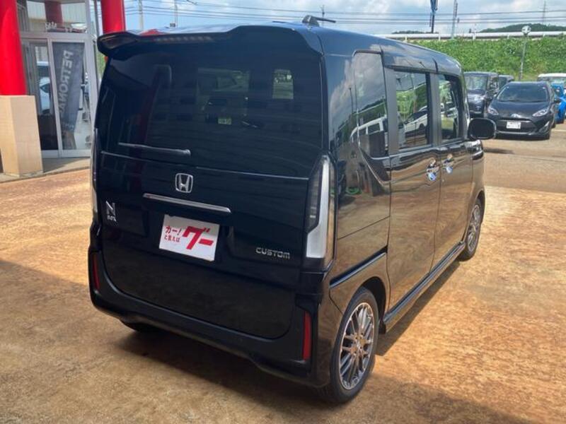 N BOX CUSTOM