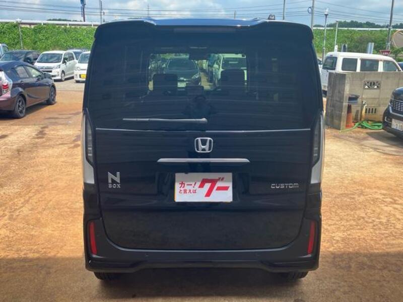 N BOX CUSTOM