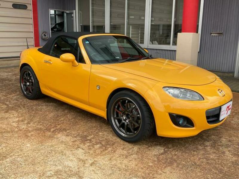 ROADSTER
