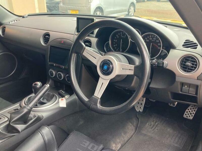 ROADSTER