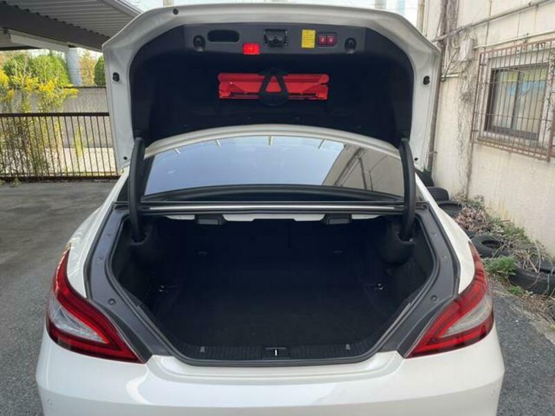 CLS-CLASS