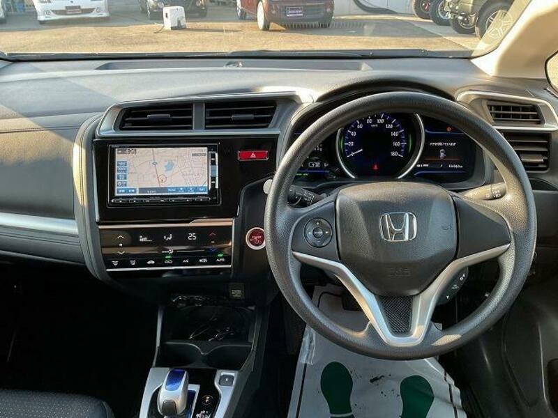 FIT HYBRID