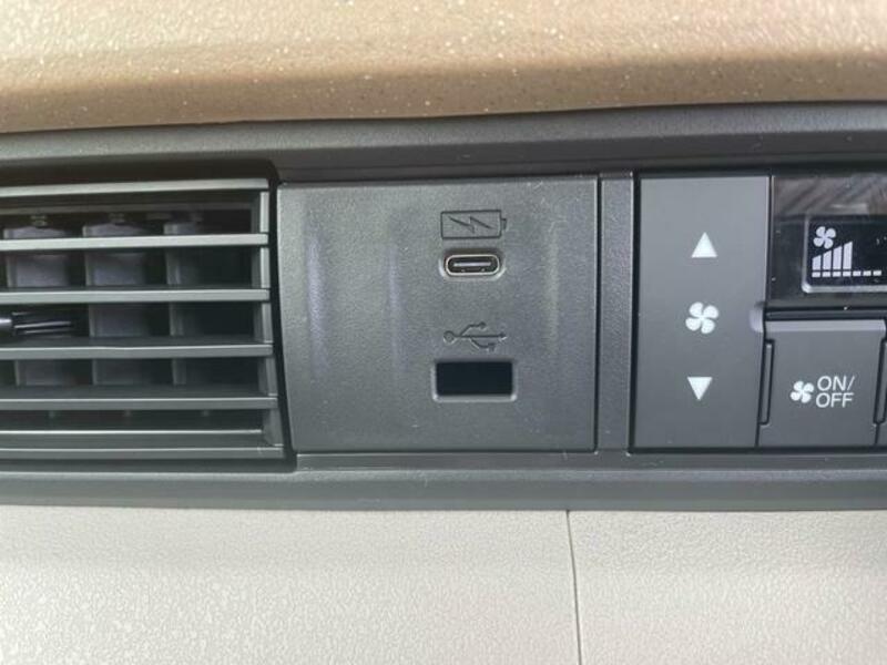 N BOX