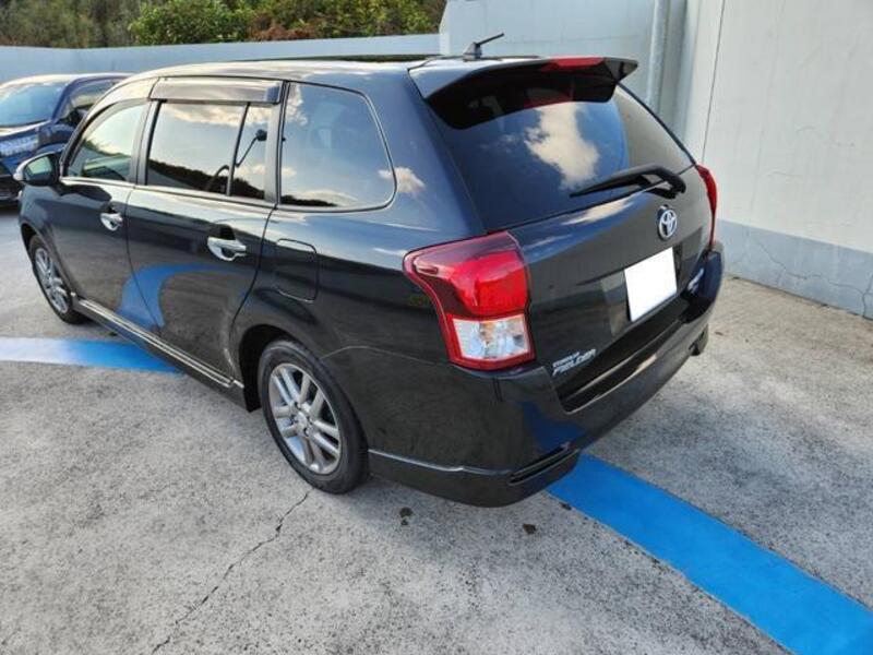 COROLLA FIELDER