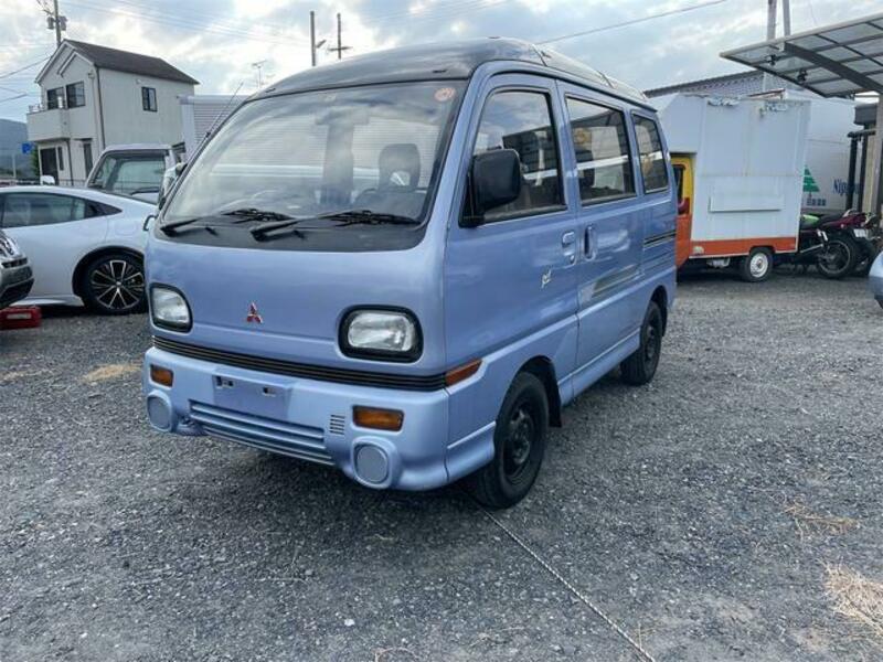 MITSUBISHI BRAVO