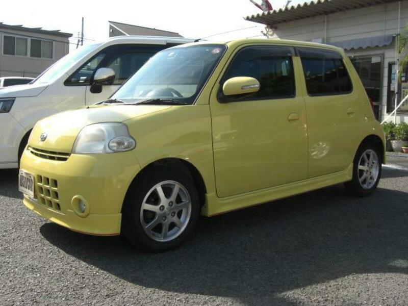 DAIHATSU ESSE