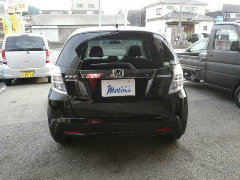 FIT HYBRID