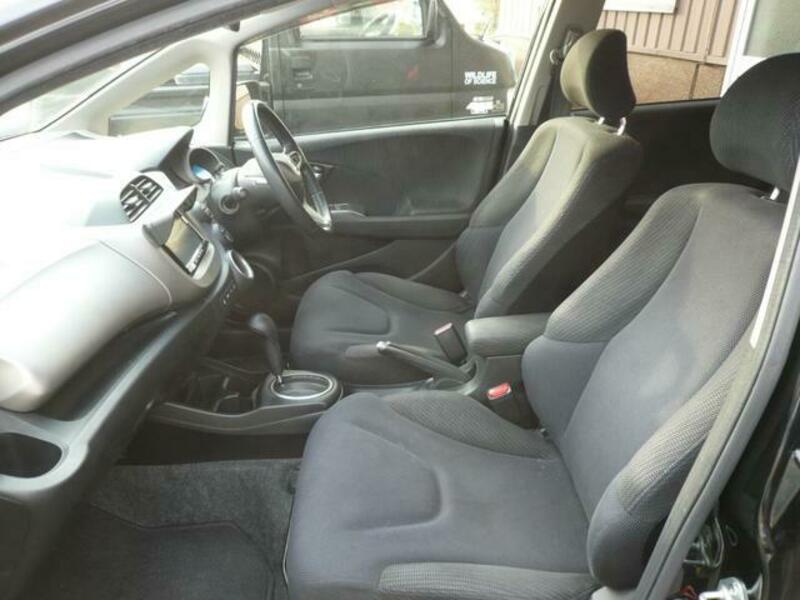 FIT HYBRID