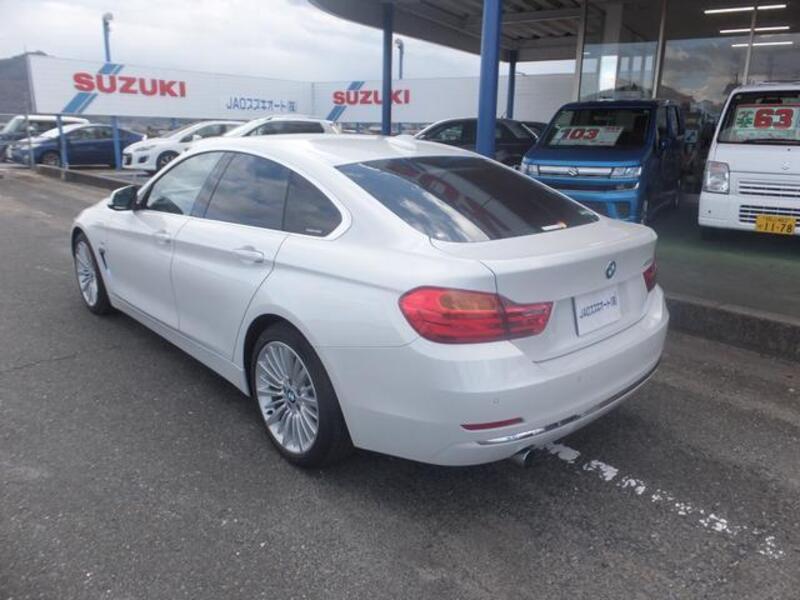 4 SERIES