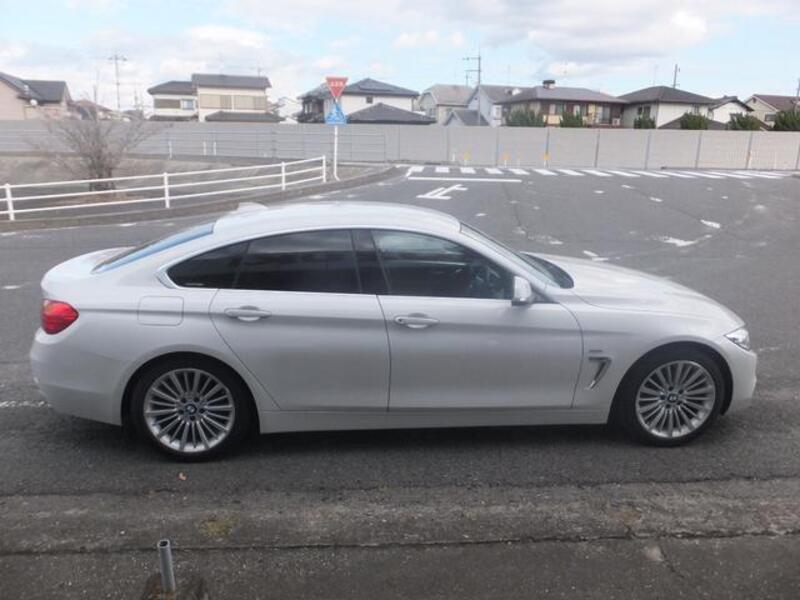 4 SERIES