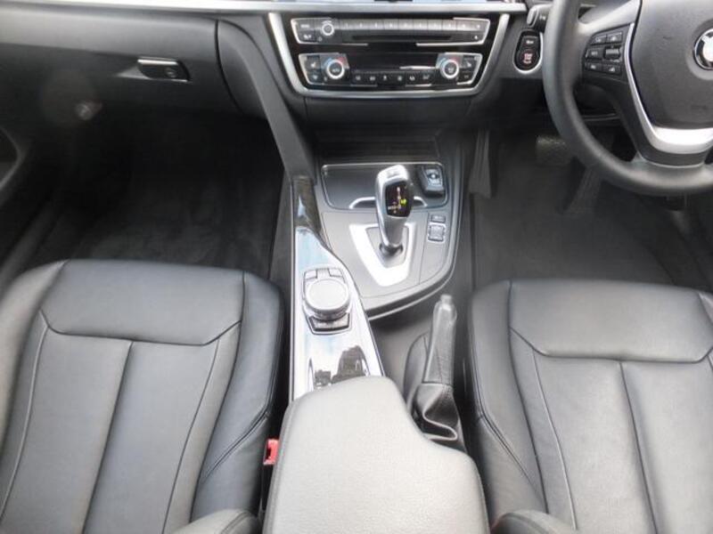 4 SERIES