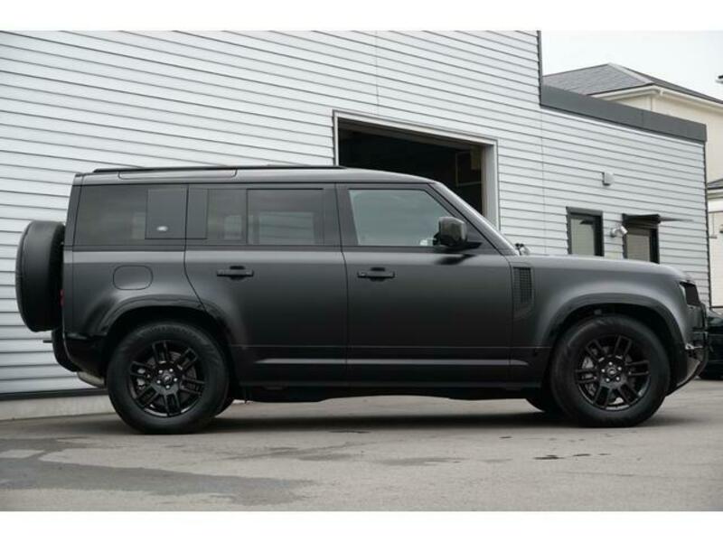 DEFENDER