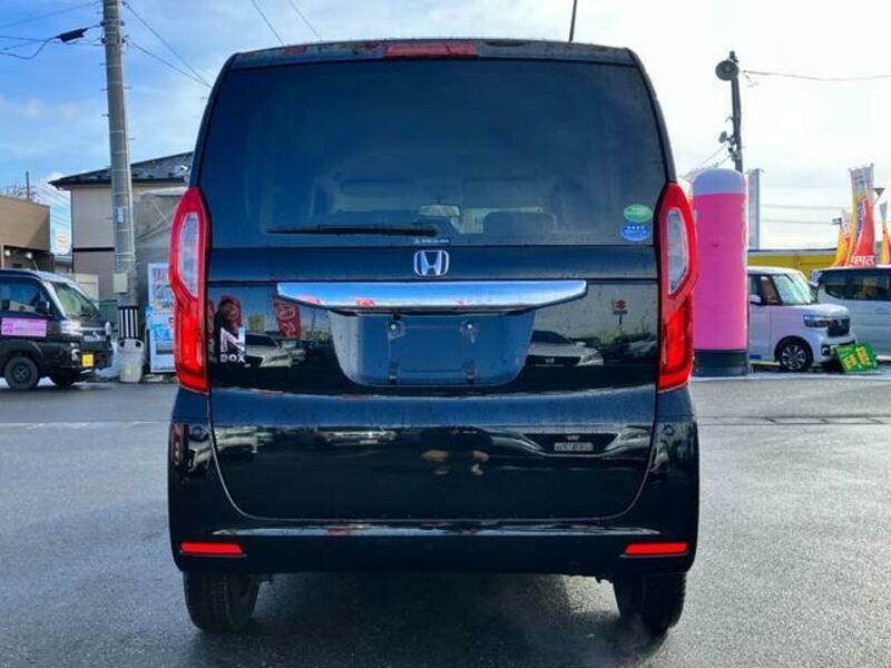 N BOX