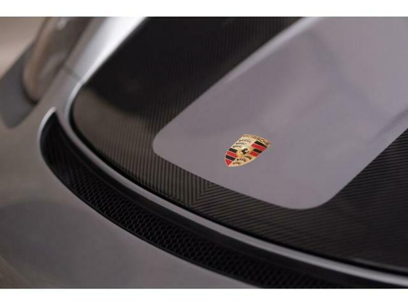 718 CAYMAN