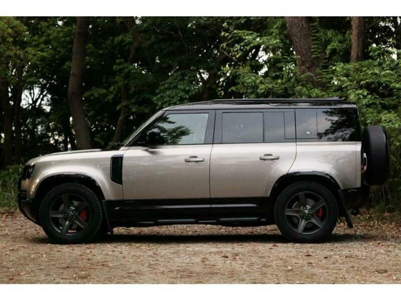 DEFENDER