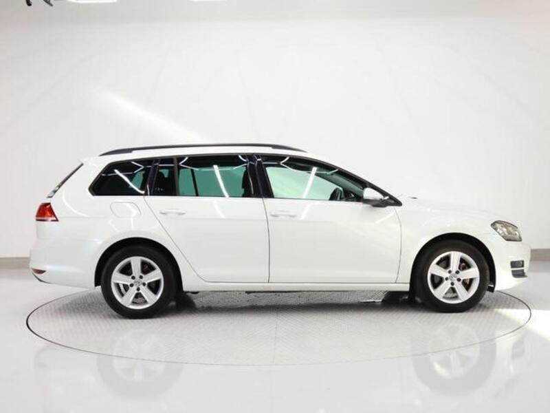 GOLF VARIANT