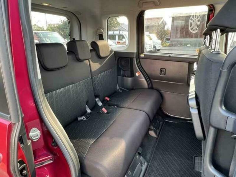 ROOMY