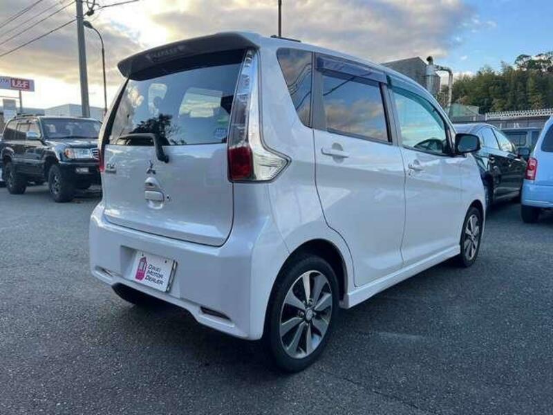 EK CUSTOM