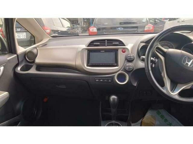 FIT HYBRID