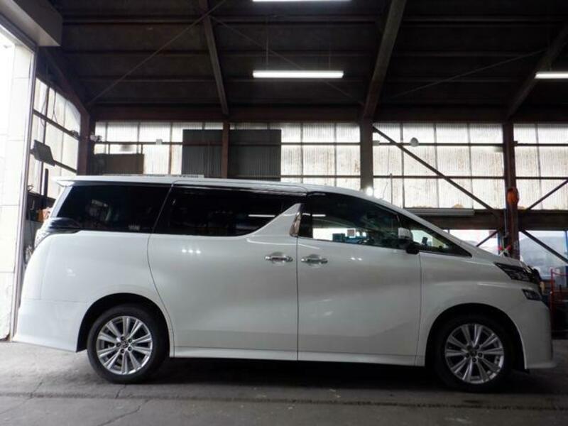 VELLFIRE
