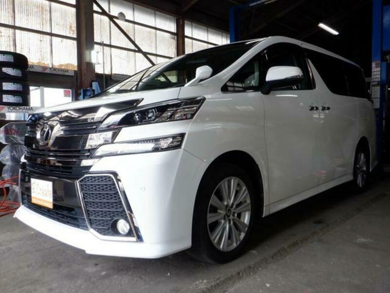 TOYOTA VELLFIRE