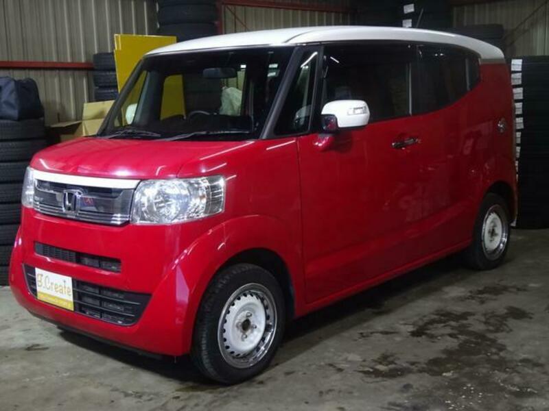 HONDA N BOX SLASH