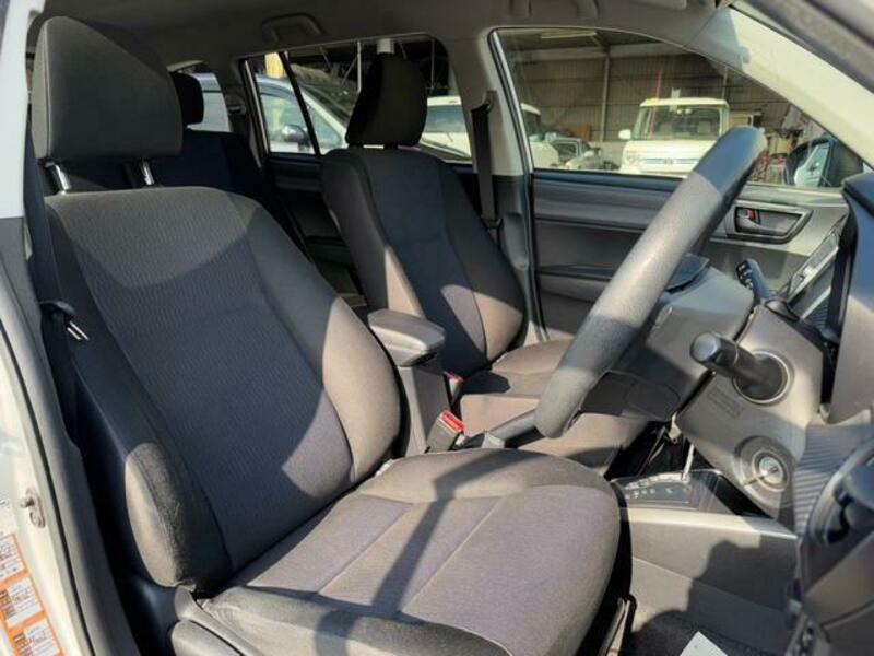 COROLLA FIELDER