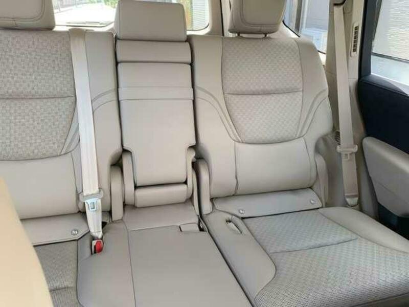 LAND CRUISER