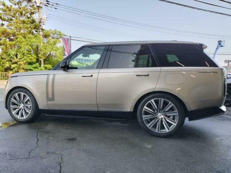 RANGE ROVER