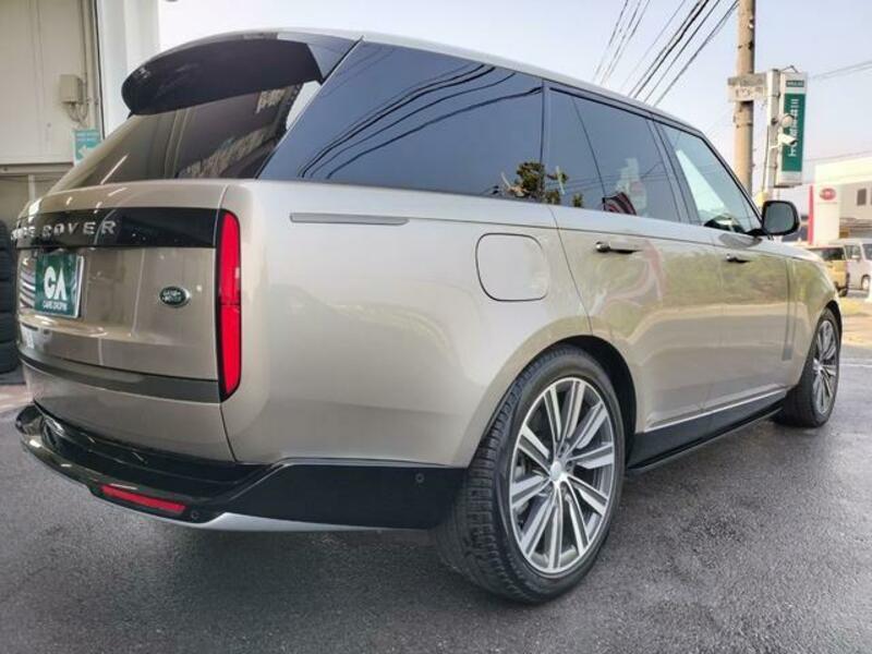 RANGE ROVER
