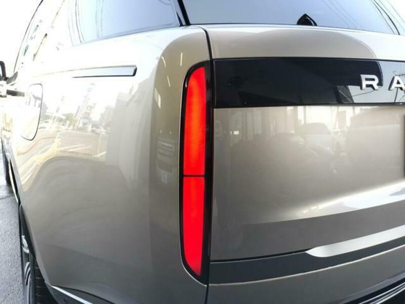 RANGE ROVER