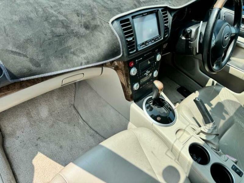 LEGACY OUTBACK