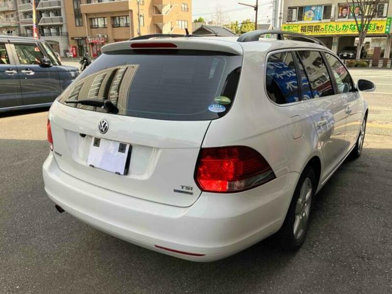 GOLF VARIANT