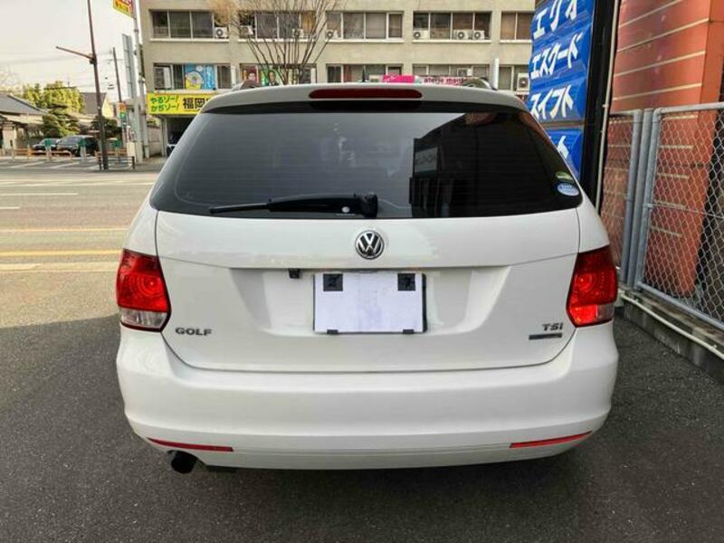 GOLF VARIANT