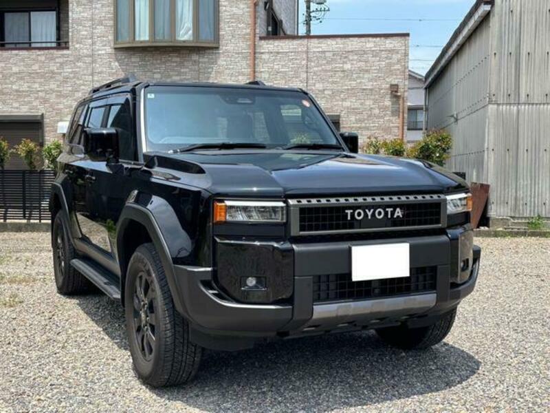 LAND CRUISER 250
