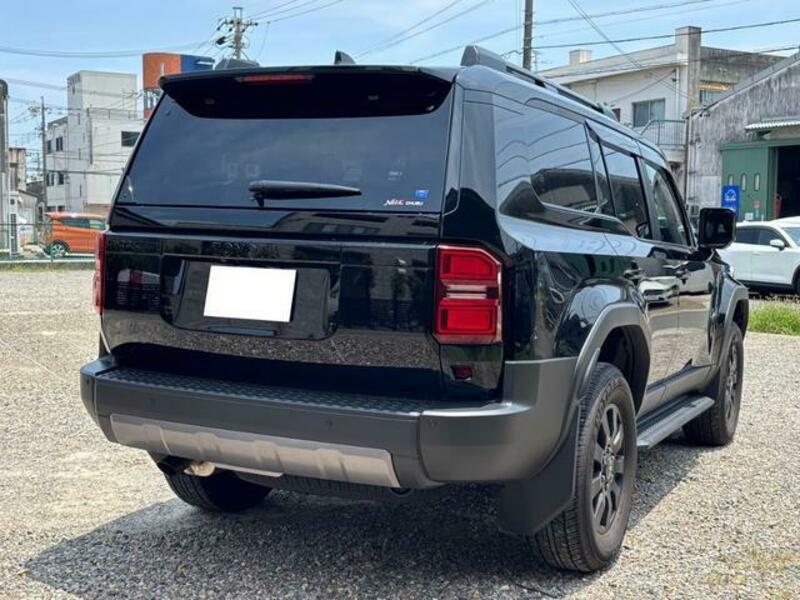 LAND CRUISER 250