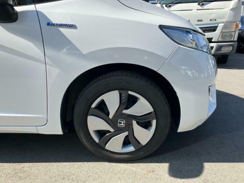 FIT HYBRID