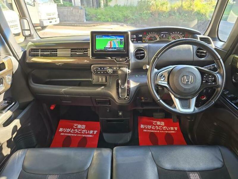 N BOX CUSTOM