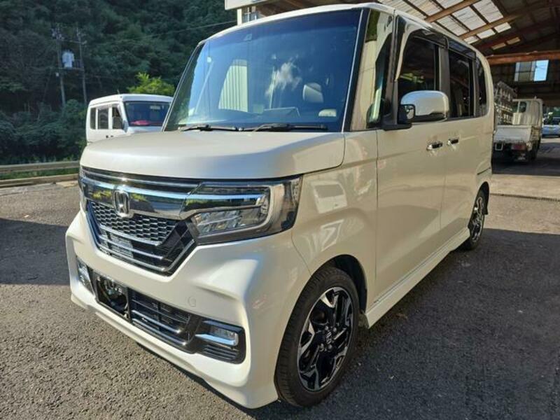 HONDA N BOX CUSTOM