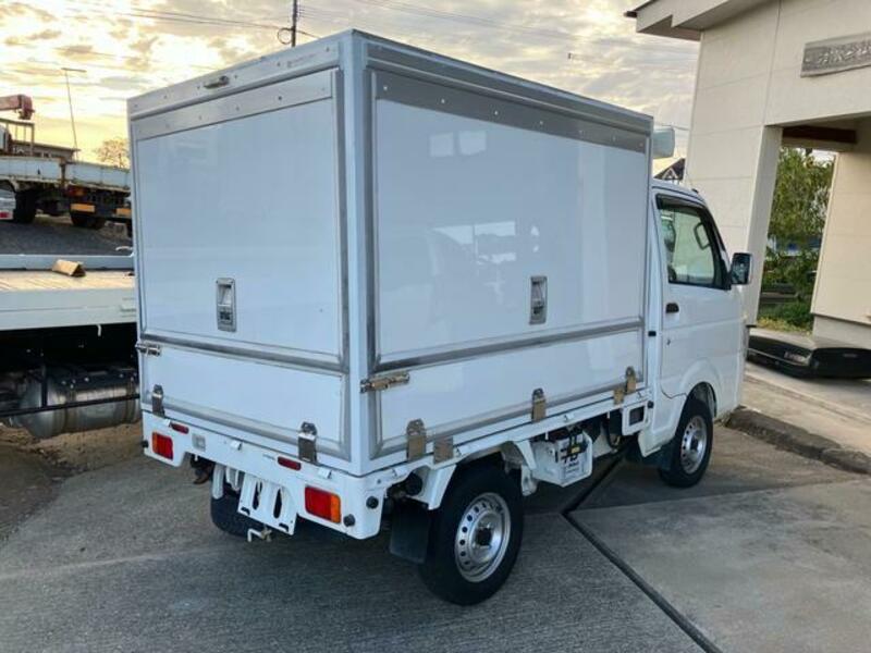 CARRY TRUCK