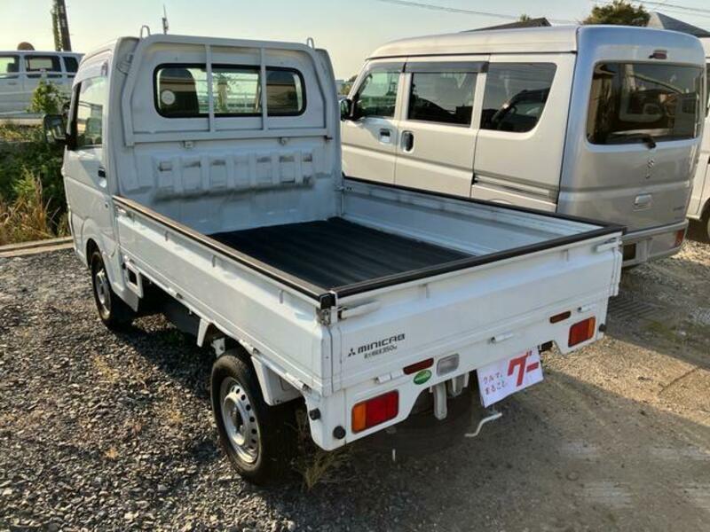 MINICAB TRUCK