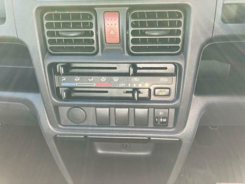 MINICAB TRUCK