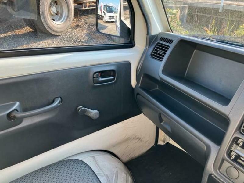 MINICAB TRUCK