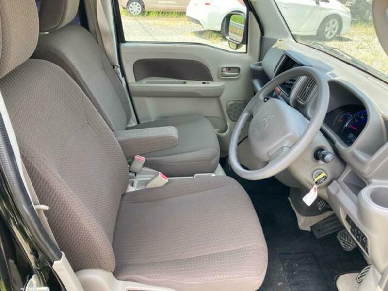 MINICAB VAN