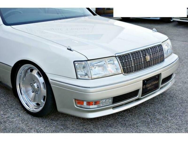 CROWN