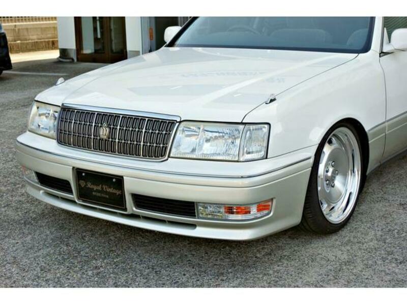 CROWN