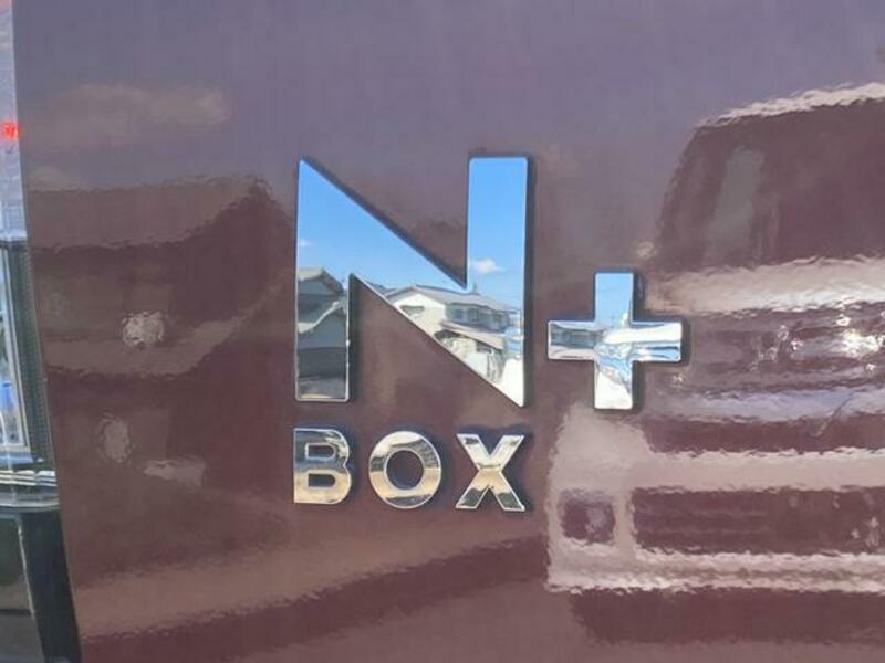 N BOX CUSTOM